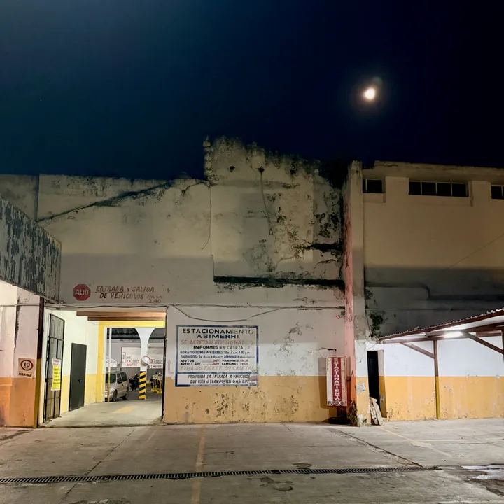 Estacionamiento Abimerhi